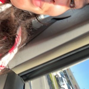 Meet your Posher, Daniella